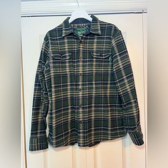 Woolrich Men’s button up heavy flannel shirt. Size Large. - Picture 1 of 10